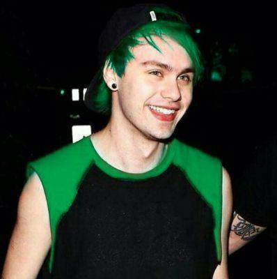 michael and i would make beautiful bald babies