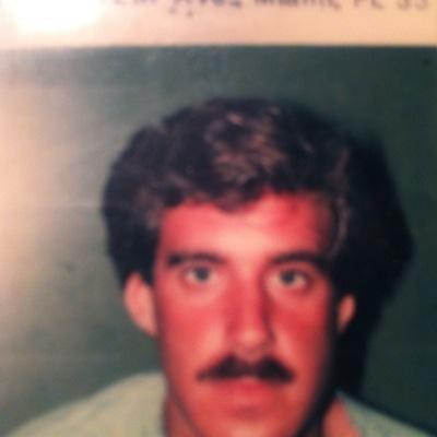 slg90's profile picture. 