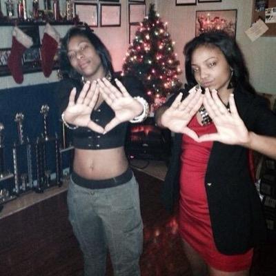 -queen of Damion mommy of Jace rest in peace to my flying angel joi'lheta & ke'asya