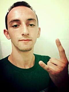 Grande Fã de @Disturbed . Curto rock, paciente e outras coisas que não me recordo u.U | Add? http://t.co/Nnb4wbokDH :D . I follow everyone back.