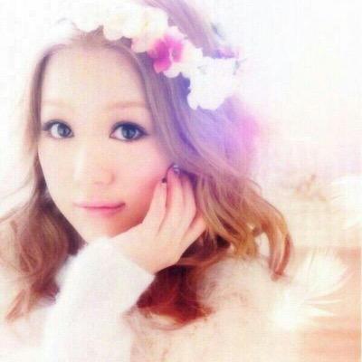 西野カナちゃんの歌詞botです♥ きままにツイートします☆フォロバ100%です！みんなで西野カナちゃんを応援しましょう♥ 素敵だと思った人はRT☆