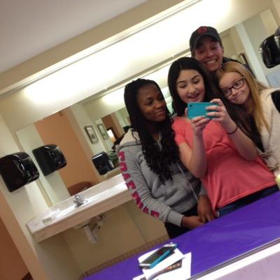 borja_zoe's profile picture. Everything happens for a reason ⛅️