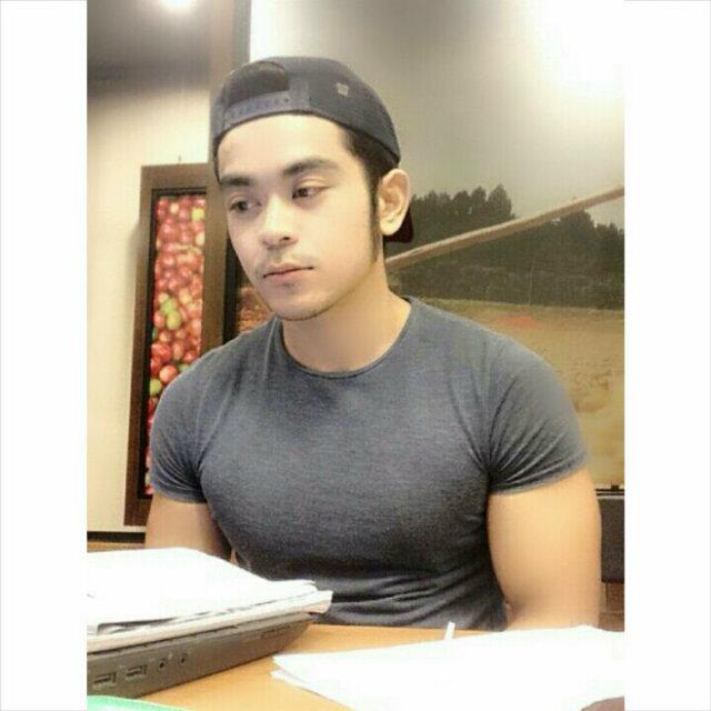 fariduddinmalek's profile picture. Just ordinary boy,full in dream and fantasy..like mangga comic..