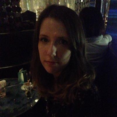 Jisunset's profile picture. Hi♡ - / 🇫🇷🔁🇰🇷🔁🇨🇳 微博: Maary528