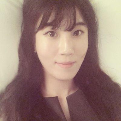 ELLE beauty editor 뷰티/에디터/향스타그램/뷰스타그램/가끔먹스타그램/일회용은노노해/유기농/지구&환경을위해소소하게나마노력합니다