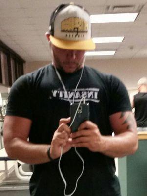 I'm a 39 yr. Old Fitness Enthusiast and Sports Bettor/Gambler.