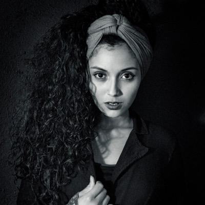 Cantante colombiana de Reggae, Dub y sonidos de resistencia. Disfruta de la música a través de: https://t.co/IfZtgq9LBM