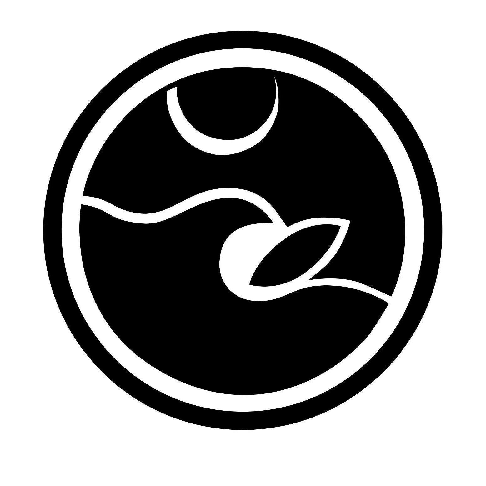 -Ropa- y mucha música para compartir. Inspirados por nuestro país, creyentes de la evolución cultural. Hazte parte de la familia -Lil Coast Clothing-
