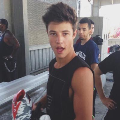 stateofcam's profile picture. honestly what