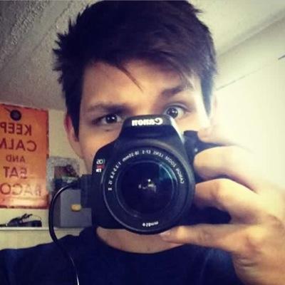 I post stuff about Pamaj and other random things. But mostly Pamaj.☺️