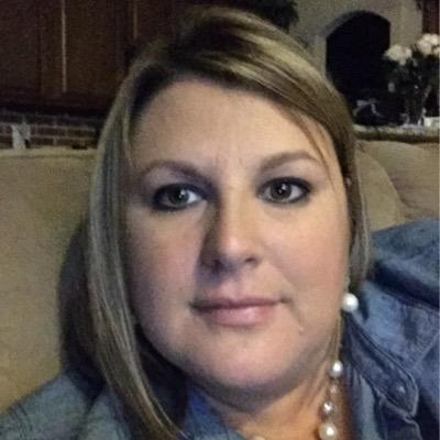 Wife, Mom & Souled out believer in Jesus Christ. I enjoy my time with friends and family making memories that last a life time.