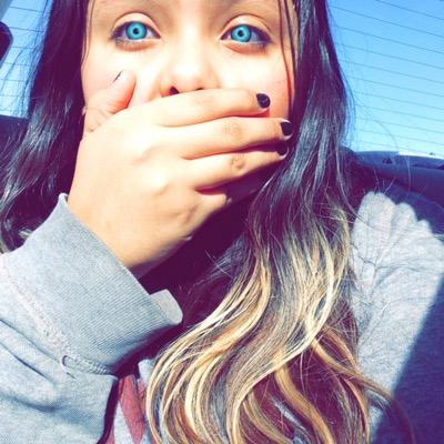 vine/ daisyymartinez younow/daisymartinezzz