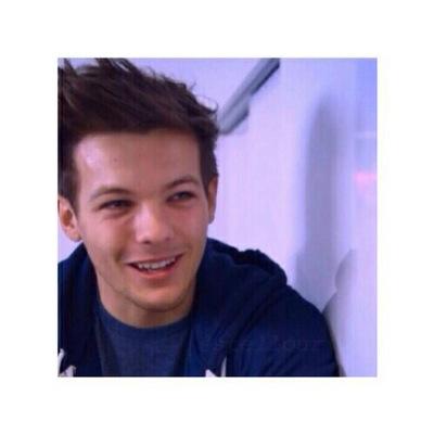 follow @cuddlxyziam if ur 1d af lmaoo