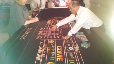 We provide casino parties as entertainment for your private parties. #Nashville #Casino #Party #Themeparties #fun #elite