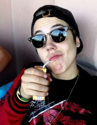 Helen_Acabal's profile picture. if Matt ever notices me I would shit myself and be the happiest girl alive