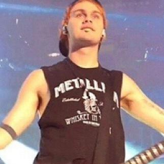 maddismith2100's profile picture. don't mind me