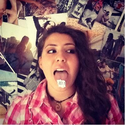 emblem❤️ one direction Sentimientos y Pensamientos de una chica de 17. #pensamientosdeunaadolecente Chile, Santiago ketchuplover amante de la lectura