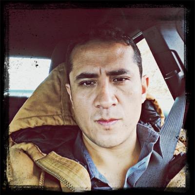 Sólo soy un vehículo por el cual se transporta la genialidad y el talento. ;)