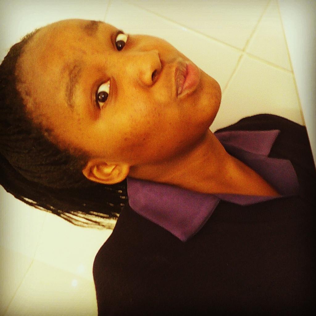 Young,Talented,Smart and Ambitious!!!Music addict.Hip-hop lover!!!Beauty is my middle name.Nos nos.Yolo believer!!!Twitter and Insta addict!!!God fearing lady