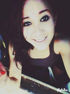 de qualquer forma seu sorriso sempre sera meu raio de sol~^→:)