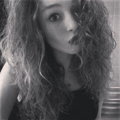 instagram - _annabelchapmannn