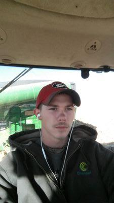 I'm about to be 21 and I have 3 children one son landon and twin daughters annaleigh and Leighanna flanders. And a beautiful wife named Megan Shay Flanders!