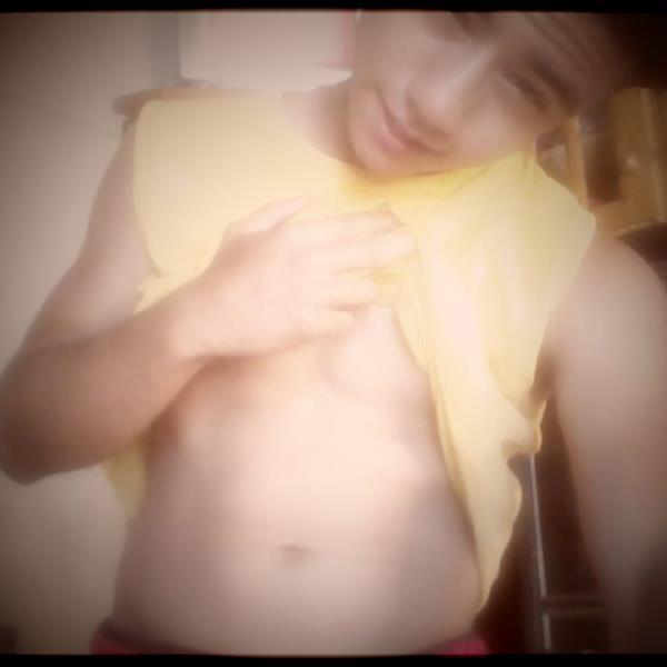 chicobatman2's profile picture. Aprendio tanto de sus errores que cuando tropesaba, en lugar de caer, volaba ♥             Seguime y Te Sigo Wachin