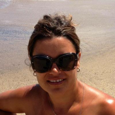 paolaroura's profile picture. 