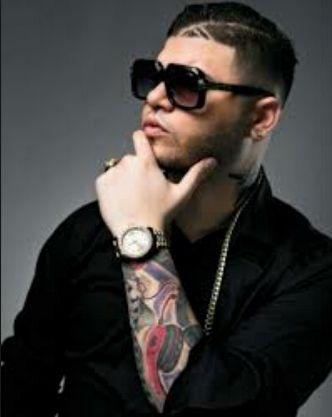 Somos el club fans de @farrukopr en Ecuador sigue si eres fans de @farrukopr Unete a esta familia #familiatmpr si te gusta su musica. Gracias Bendiciones #tmpr