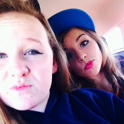 Im the one in the snapback just in case u were wondering : ) @bessonsider hacks me ✌️