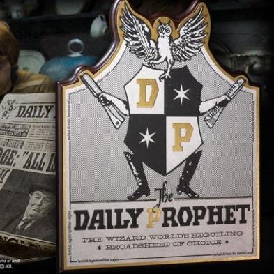 {El profeta de HowlerPost} El periódico de los magos, escrito y editado por la compañía del “Profeta” de Europa. Léenos para estar al corriente. #HowlerPost