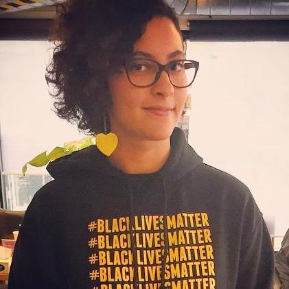 black mixed queer femme just tryna struggle for self-determination n stuff. #blacklivesmatter #freetheland