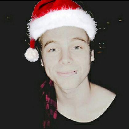 Thanks 5sos for being my light in the darks moments ❤