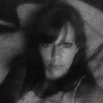 live laugh love !!:)