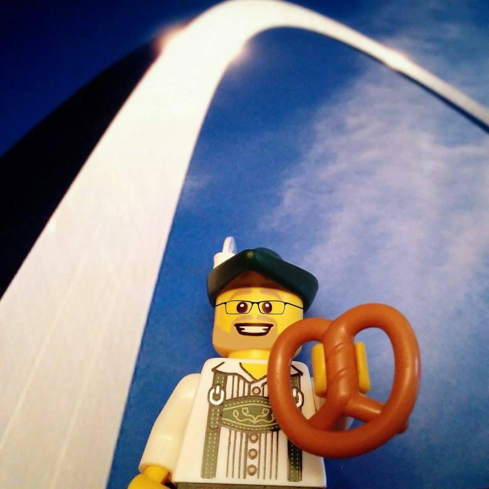 DeusExGermania's profile picture. Recovering academic. Follower of topics related to academia, German, translation uvm. Any resemblance to @acavenger or other superheroes is purely coincidental.