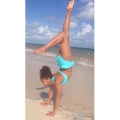 i'm nia,a dancer at aldc,love all my fans,friends and family!summer lover,dancing is my everything....