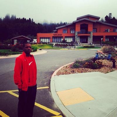 Student-Athlete at College of Redwoods. Musically talented, #NoSleep still the movement. Keeping my eye on the bigger picture.