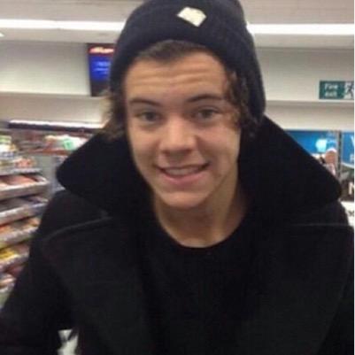 pls follow @mgcft90s and @90sftirwie bc goals
thx!! sorry if u already follow us ;0