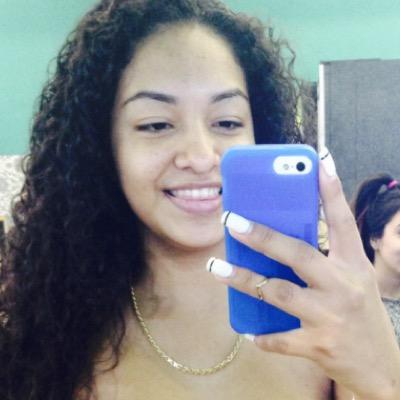 ShallEmily's profile picture. 16, SoCal ☀️