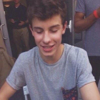 follow @shawnmgifs