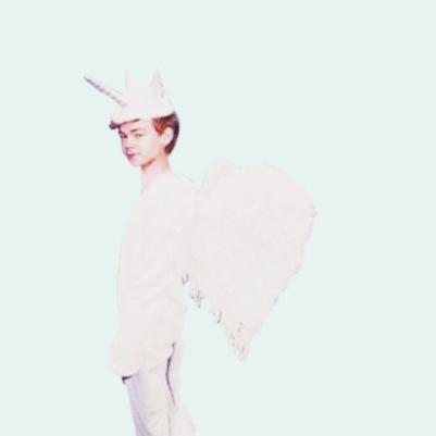 i might be an egg but i still love you bc youre hella amazing { free follow from @PUTANGINEWT !! }