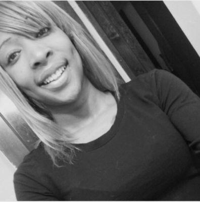 Pretty Young Hustler Come Shop with me 
at http://t.co/0e8IKFbu8t