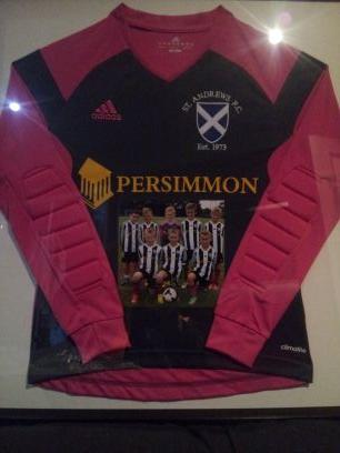 NFlude's profile picture. 