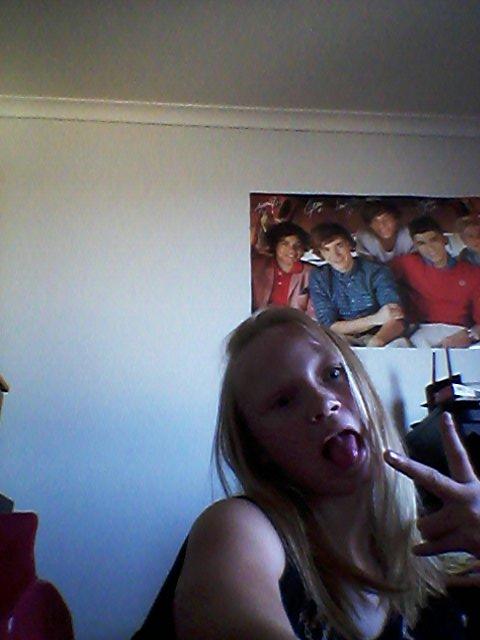 friends~paris~chelsea~brianna~eliza~
