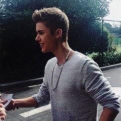 jbiebsakalife Profile Picture