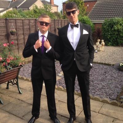 Kasabian-Leeds united-Rugby-Rower-6ft 6-@EvaFreya_