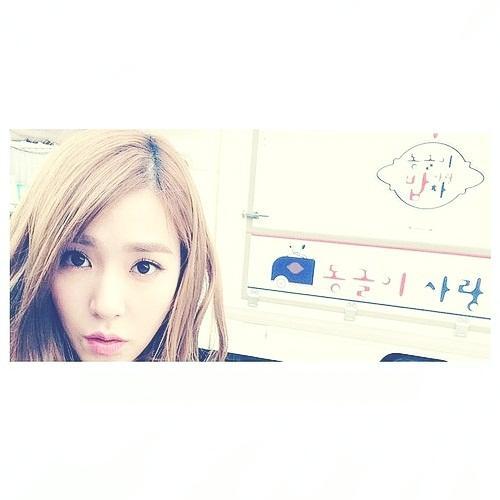 da first phiey! × © 1 9 8 9 × hmy ×