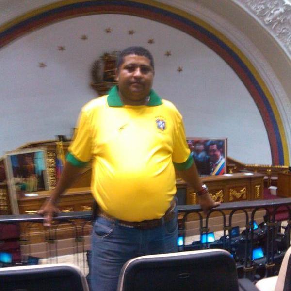 , Militante del Glorioso Partido Comunista de Venezuela, Docente e integrante del F.N. de Lucha de la Clase-directivo regional SINAFUM. 04145009819-04268097298