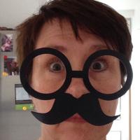 Bev W (@bevvy2011) 's Twitter Profile