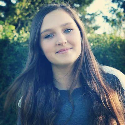 AnnabelleRode31's profile picture. German girl✨||Bremen❤||Instagram: @annabelle_553_  || deep step❤✨||Single✌||15 ||